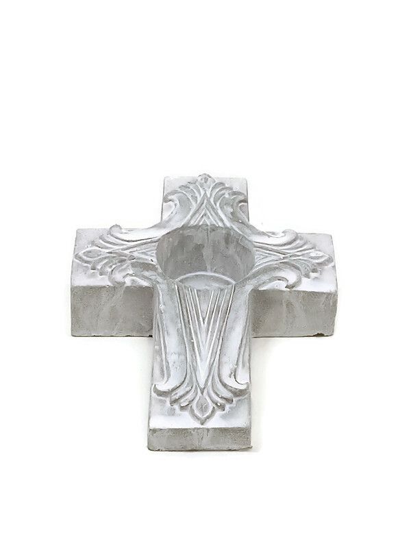 Kříž - betonová dekorace